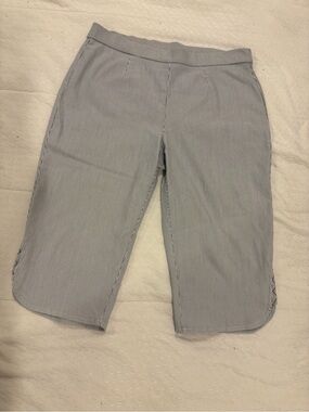 Women’s Light Blue Pinstripe Capris